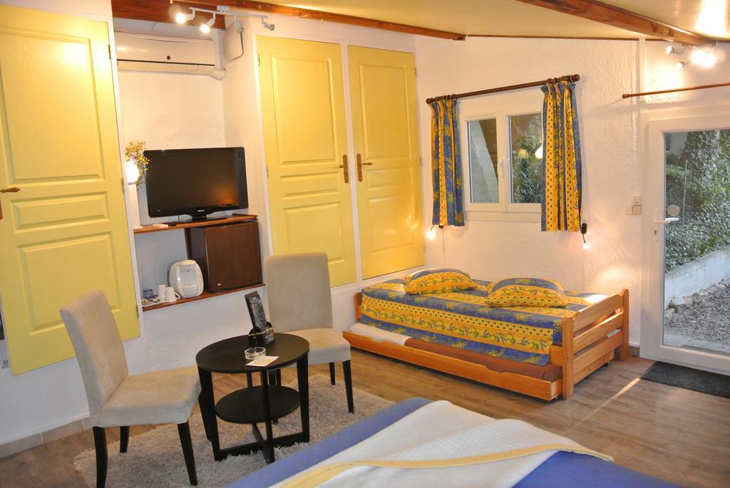 La Vieille Bastide Bed & Breakfast Flayosc Luaran gambar